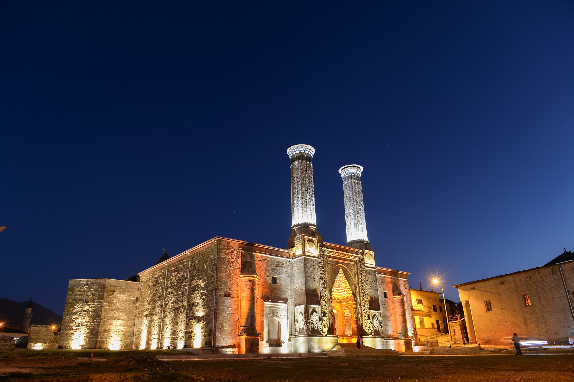 Çifte Minareli Medrese